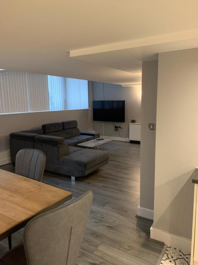 New York Loft Style Serviced Apartment In Liverpool City Centre ภายนอก รูปภาพ