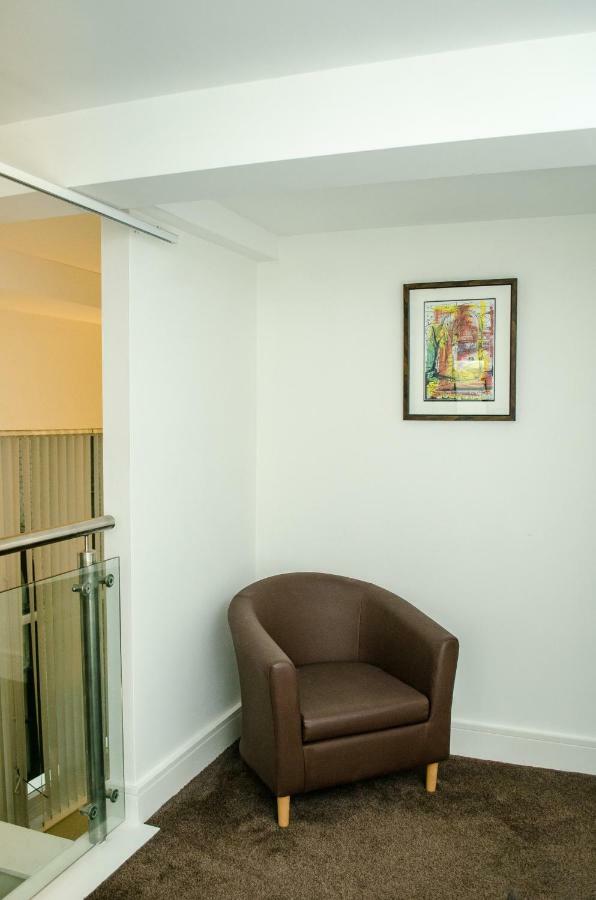 New York Loft Style Serviced Apartment In Liverpool City Centre ภายนอก รูปภาพ